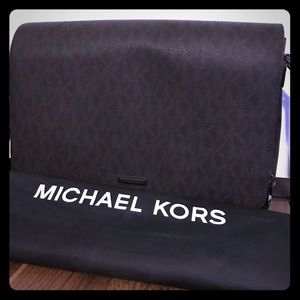 Michael Kors Messenger bag NWT